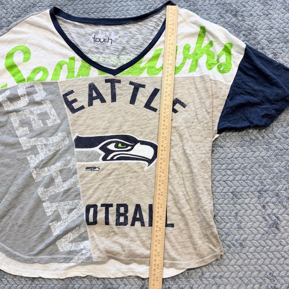 Touch by Alyssa Milano Seattle Seahawks T-shirt size large - Picture 12 of 12